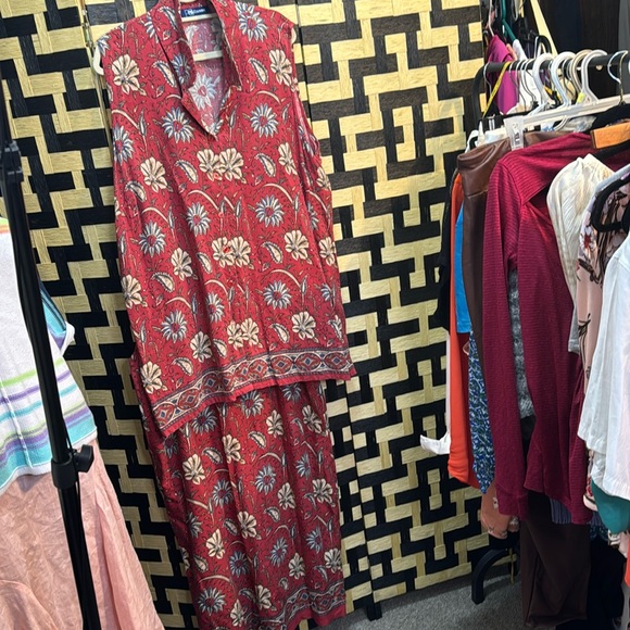 Custom Bundling An Outfit For A Live Show only two piece skirt and top - Picture 1 of 6